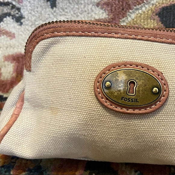 Fossil Fabric Change Purse | Small Fossil Change - Picture 7 of 9